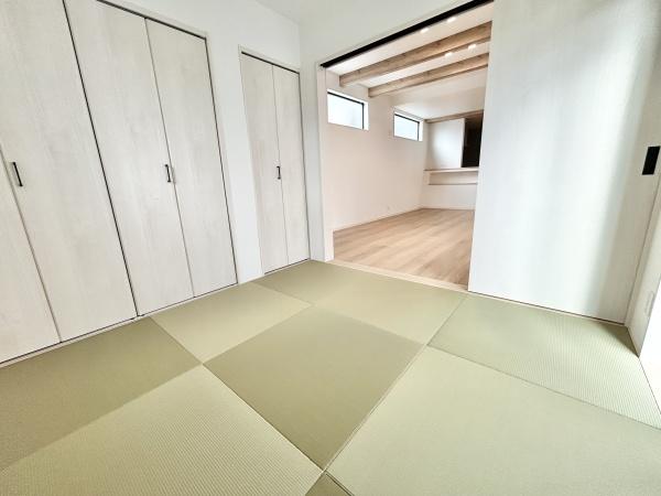大和高田市西三倉堂1丁目の新築一戸建(和室)