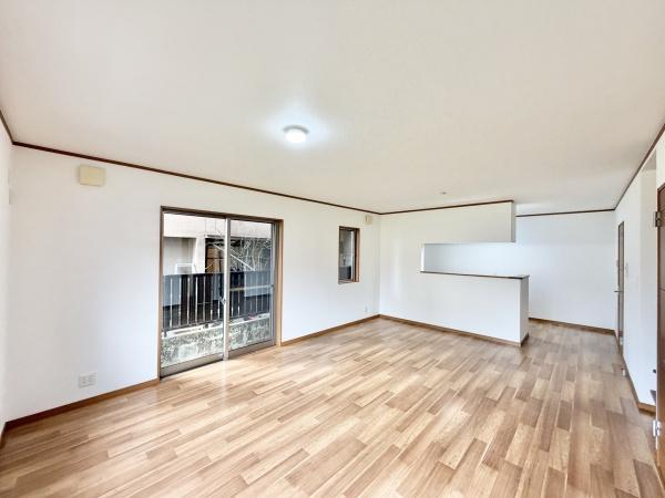 磯城郡田原本町大字宮森の中古一戸建て(リビング)