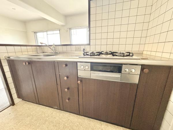 ネオシティ大和高田C棟(キッチン)