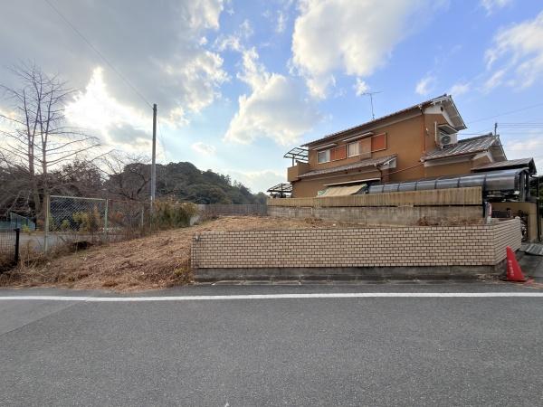 橿原市菖蒲町１丁目の土地