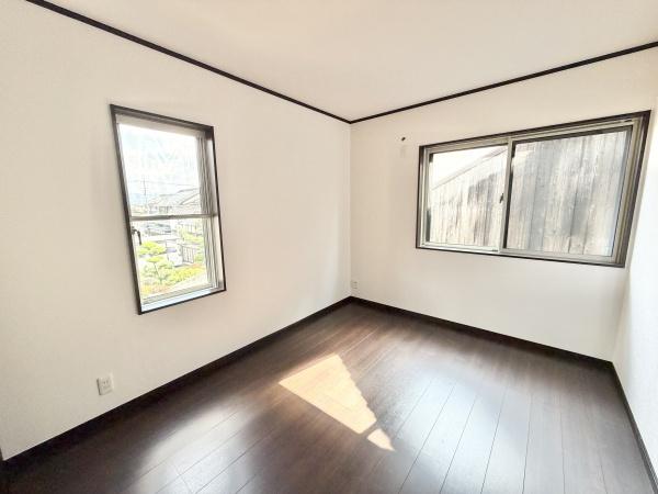 橿原市中町の中古一戸建て