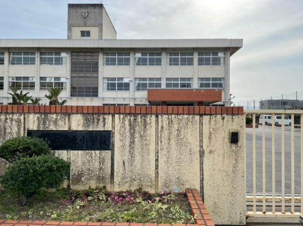 生駒郡斑鳩町目安４丁目の中古一戸建て(斑鳩町立斑鳩東小学校)