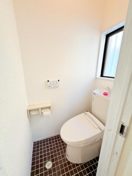 生駒郡斑鳩町目安４丁目の中古一戸建て