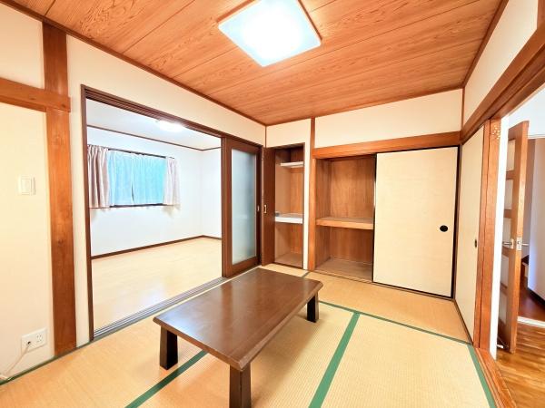 生駒郡斑鳩町目安４丁目の中古一戸建て
