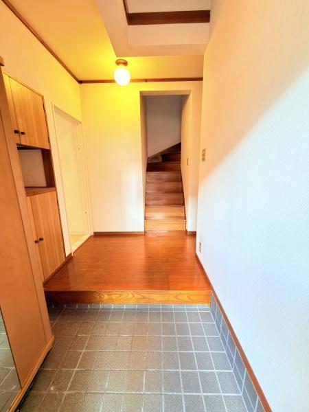 生駒郡斑鳩町目安４丁目の中古一戸建て