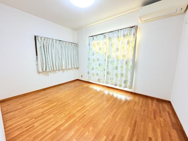 生駒郡斑鳩町目安４丁目の中古一戸建て