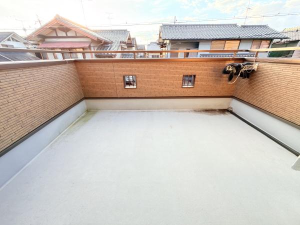 生駒郡斑鳩町目安４丁目の中古一戸建て