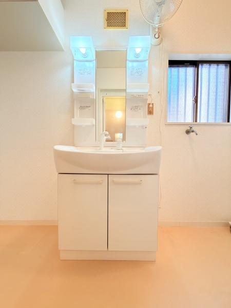 生駒郡斑鳩町目安４丁目の中古一戸建て