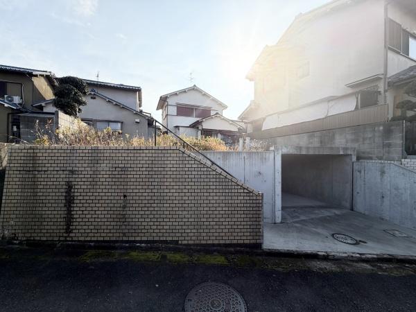 橿原市菖蒲町１丁目の土地