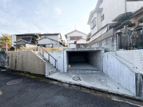 橿原市菖蒲町１丁目の土地