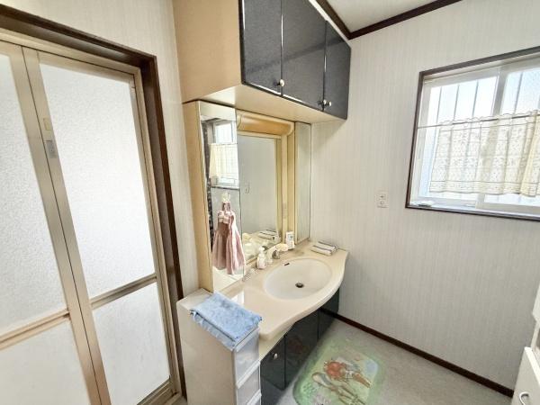 天理市中町の中古一戸建て