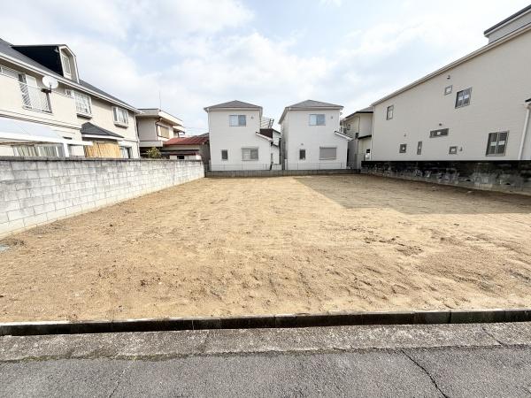 橿原市新口町　全2区画1号地