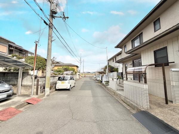 橿原市曲川町１丁目の土地