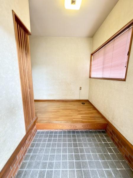 橿原市白橿町2丁目　中古戸建