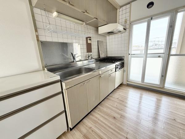 関屋あしびハイツ１号棟