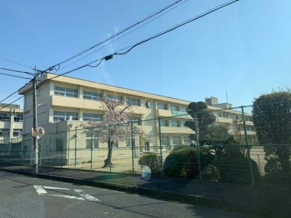 橿原市雲梯町の土地(橿原市立金橋小学校)