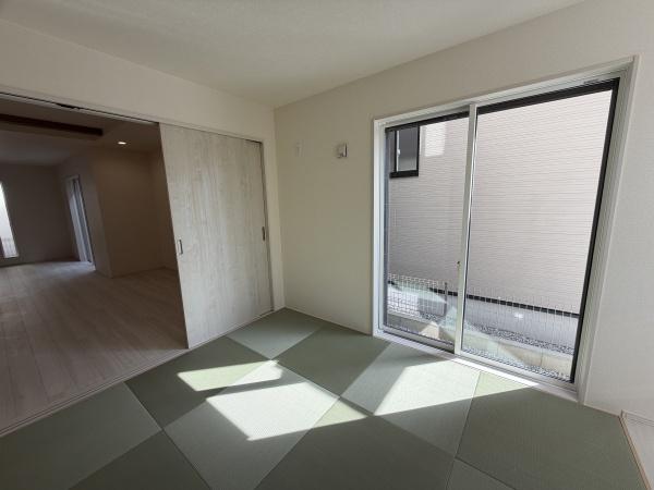 橿原市新口町　全2棟1号棟