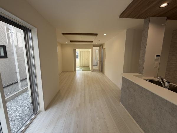 橿原市新口町　全2棟1号棟
