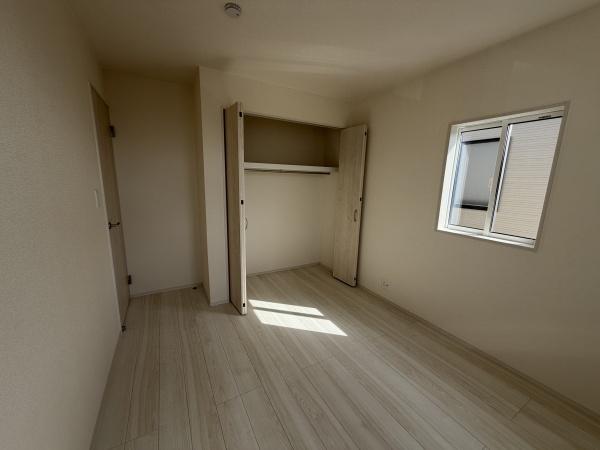 橿原市新口町　全2棟1号棟