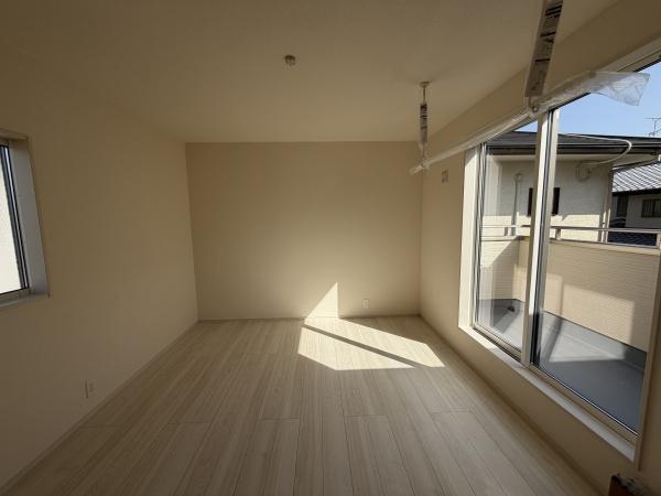 橿原市新口町　全2棟1号棟