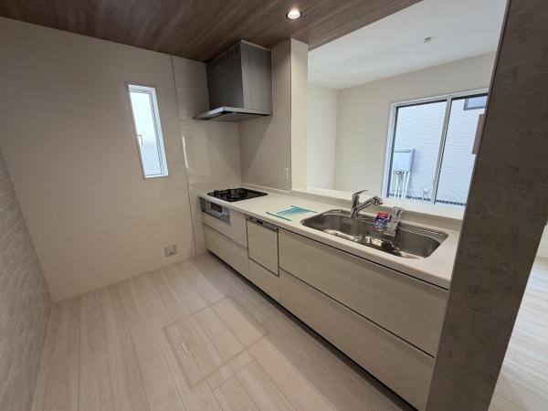 橿原市新口町　全2棟1号棟
