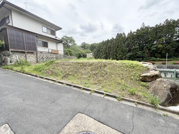 平群町竜田川1丁目　売土地