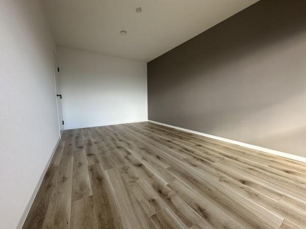 ネオハイツ八木西