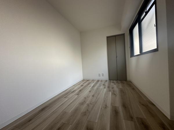 ネオハイツ八木西