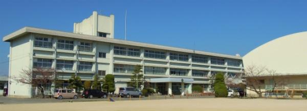 橿原市中曽司町の土地(橿原市立真菅北小学校)
