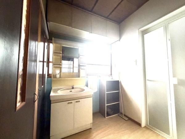 大和高田市東三倉堂町の中古一戸建て