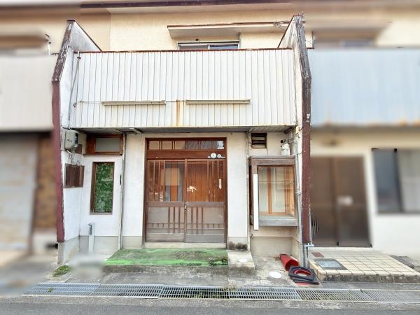 橿原市川西町の中古テラスハウス