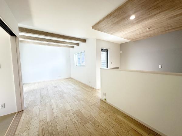 金屋全1区画1号棟(リビング)
