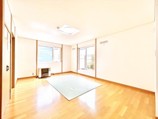 末広東三条５丁目戸建
