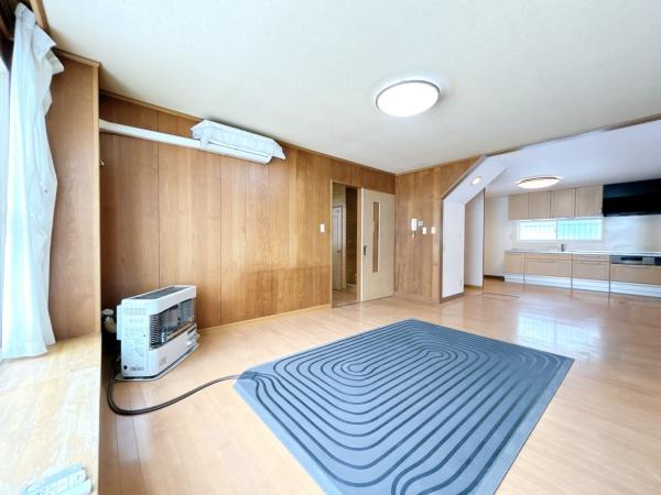 旭川市南三条通２６丁目　戸建て