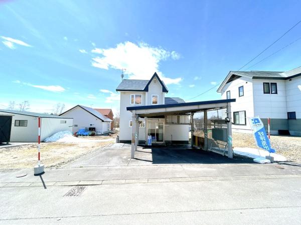 旭川市春光台四条９丁目　戸建て