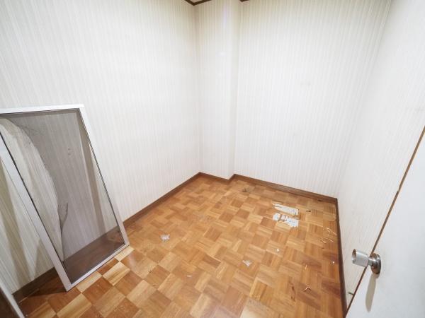 西屋ビル
