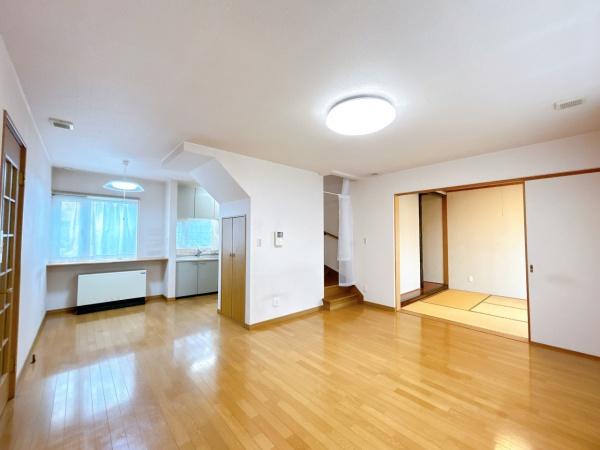 旭川市旭神一条５丁目　戸建て
