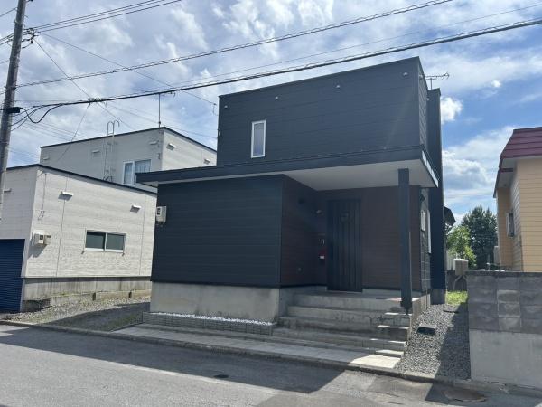 旭川市川端4条9丁目　戸建