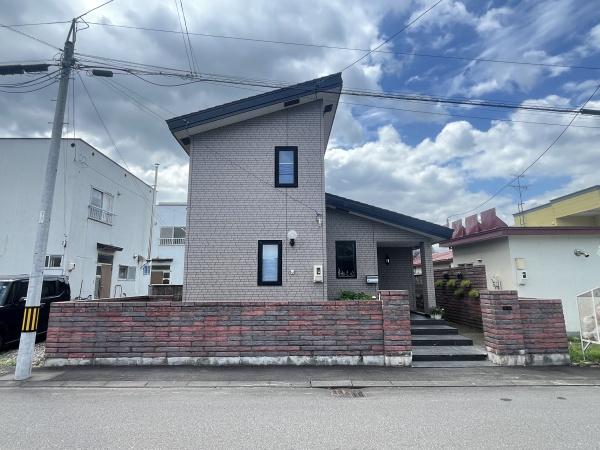 旭川市東光11条2丁目戸建