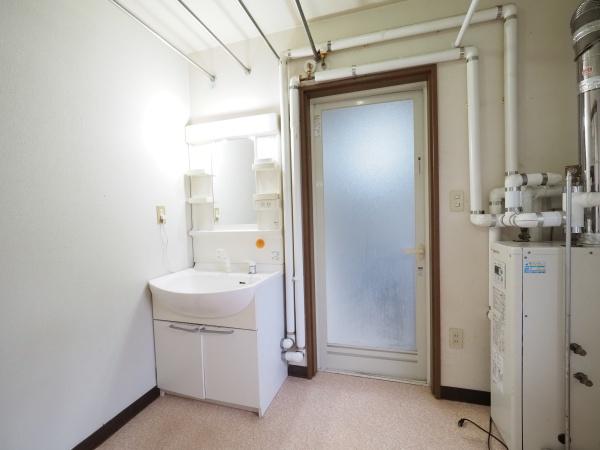 神楽岡7条5丁目店舗付住宅