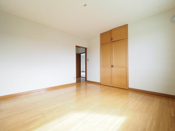 神楽岡7条5丁目店舗付住宅