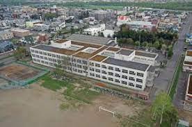 旭川市神居一条５丁目の中古一戸建て(旭川市立神居中学校)