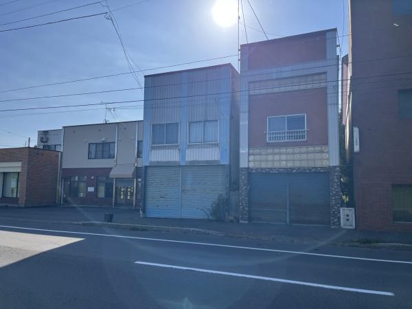 西神楽南一条2丁目店舗付き住宅