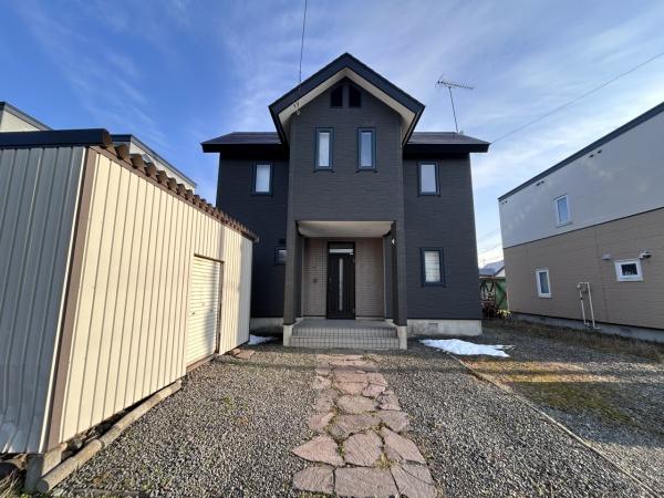 鷹栖町北野東四条２丁目　戸建て