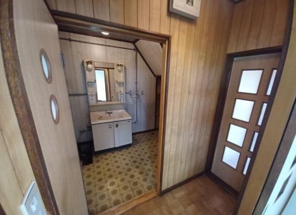 旭川市新富二条２丁目の中古一戸建て