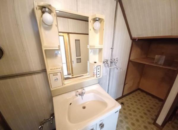 旭川市新富二条２丁目の中古一戸建て