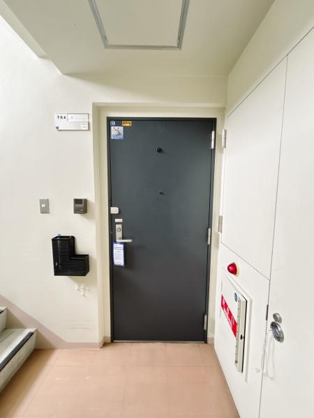 ロピア西高前