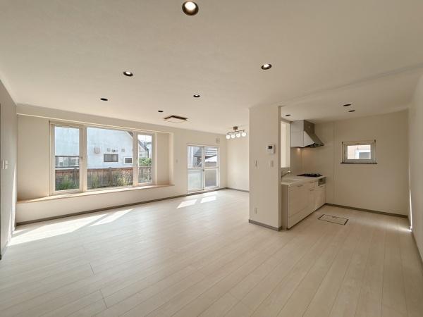 豊岡十三条２丁目　戸建て
