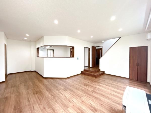 神楽岡七条５丁目　戸建て