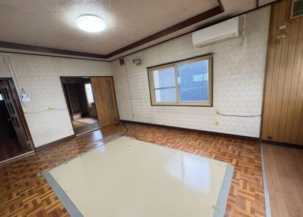 旭川市錦町１８丁目の中古一戸建て